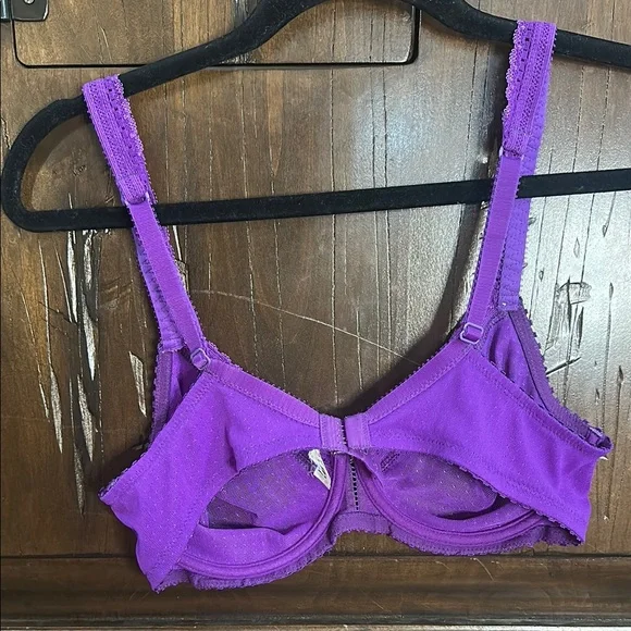 Huit Purple Full-Coverage Bra with Molded Cups and Adjustable Straps - Picture 4 of 4